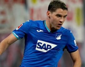 Robert Skov løn og status på fodbolden