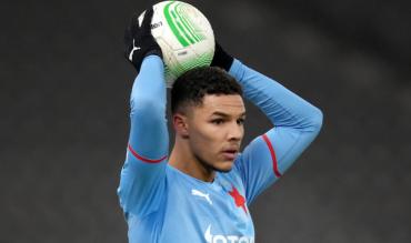 Alexander Bah løn og fodboldkarriere