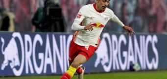 Yussuf Poulsen løn og karriere