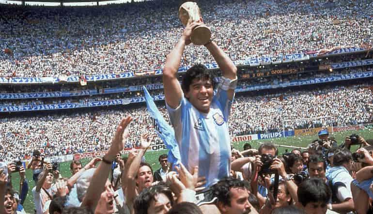 Diego Maradona | fodboldstjernens fodboldkarriere